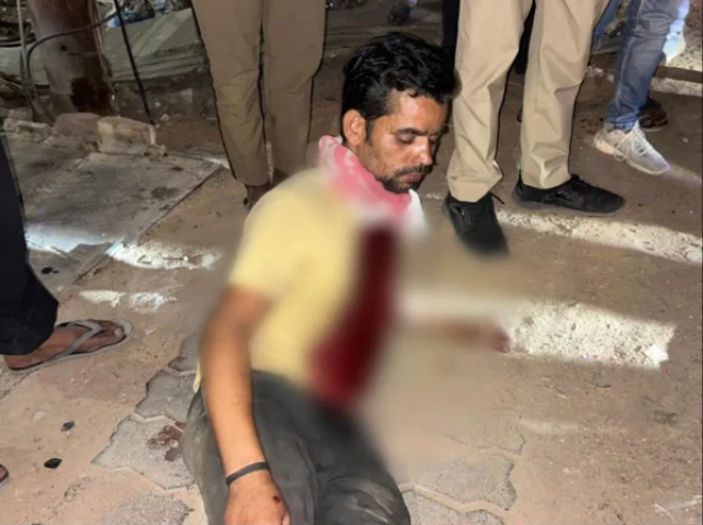 झाँसी युवक चाकू हमला