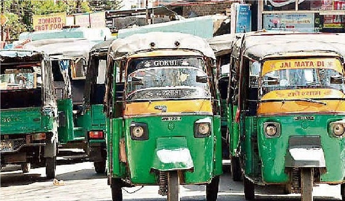 झांसी रेलवे स्टेशन प्रीपेड ऑटो सेवा